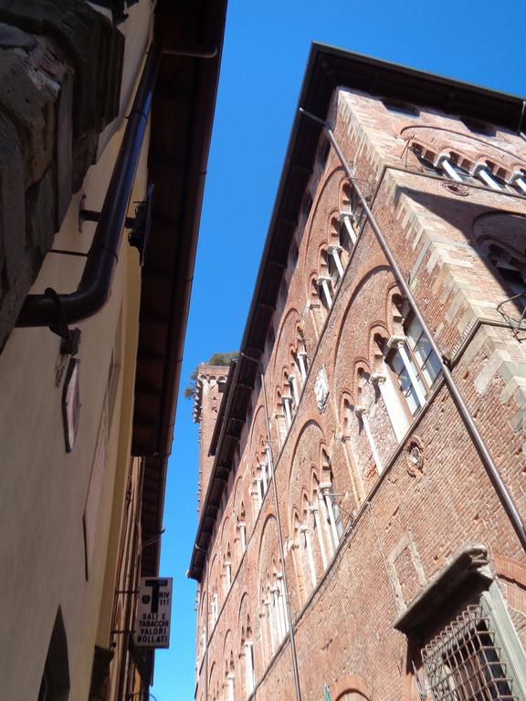 Liz Beth Apartment Lucca Ruang foto